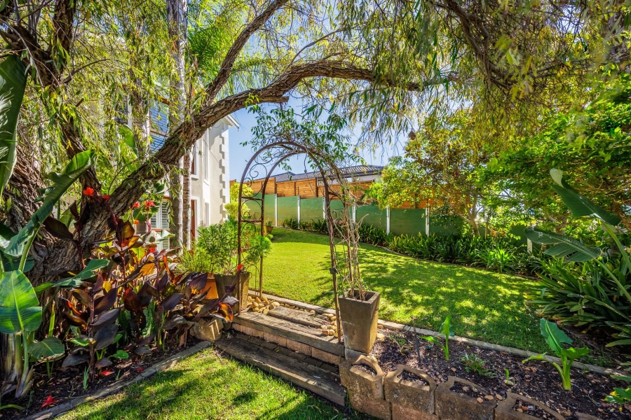 4 Bedroom Property for Sale in Bergsig Western Cape